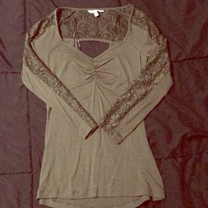 Women’s Quarter Sleeve